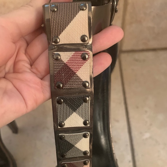 Burberry Sandals - Picture 6 of 9